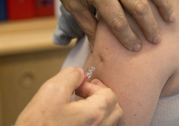 Nu finns riktlinjer for allergi och vaccination mot covid-19
